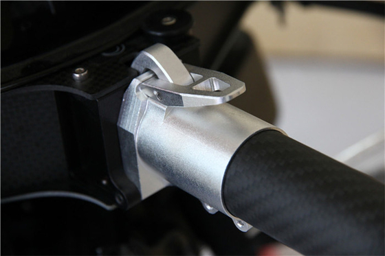 TPU M6e1-10L Pflanzensprühgeräte Pestizidsprühen Drohne mit interner Gewindeverbindung