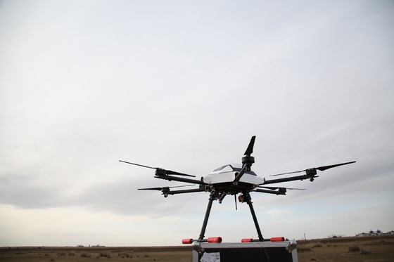 Fernsteuerung Schädlingsbekämpfung Autopilot GPS-Drohne mit flüssigem Desinfektionsmittel