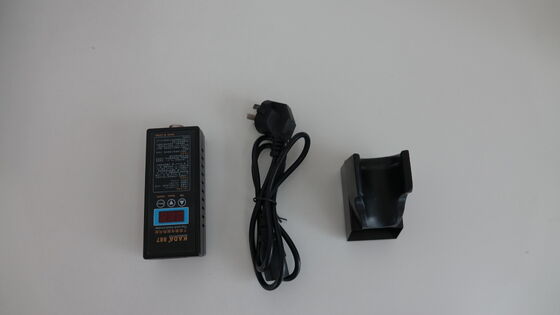 UAV-Werkzeugkasten mit umfassendem Werkzeugsatz für strenge Tests und standardisierte Nutzung im Drohnentraining