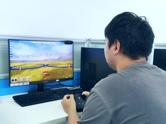 Landwirtschaftliche Sprühdrohne mit Online-Simulationsflug, KI-gestützter automatischer Bewertung und 30 umfassenden Trainingsmodulen